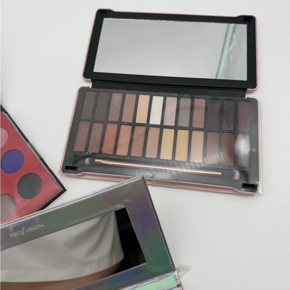 Makeup‎ Palette Bundle